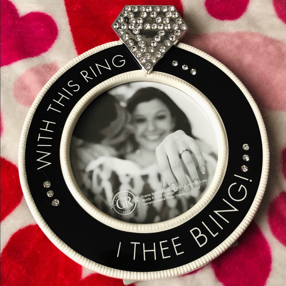 Ring Picture Frame